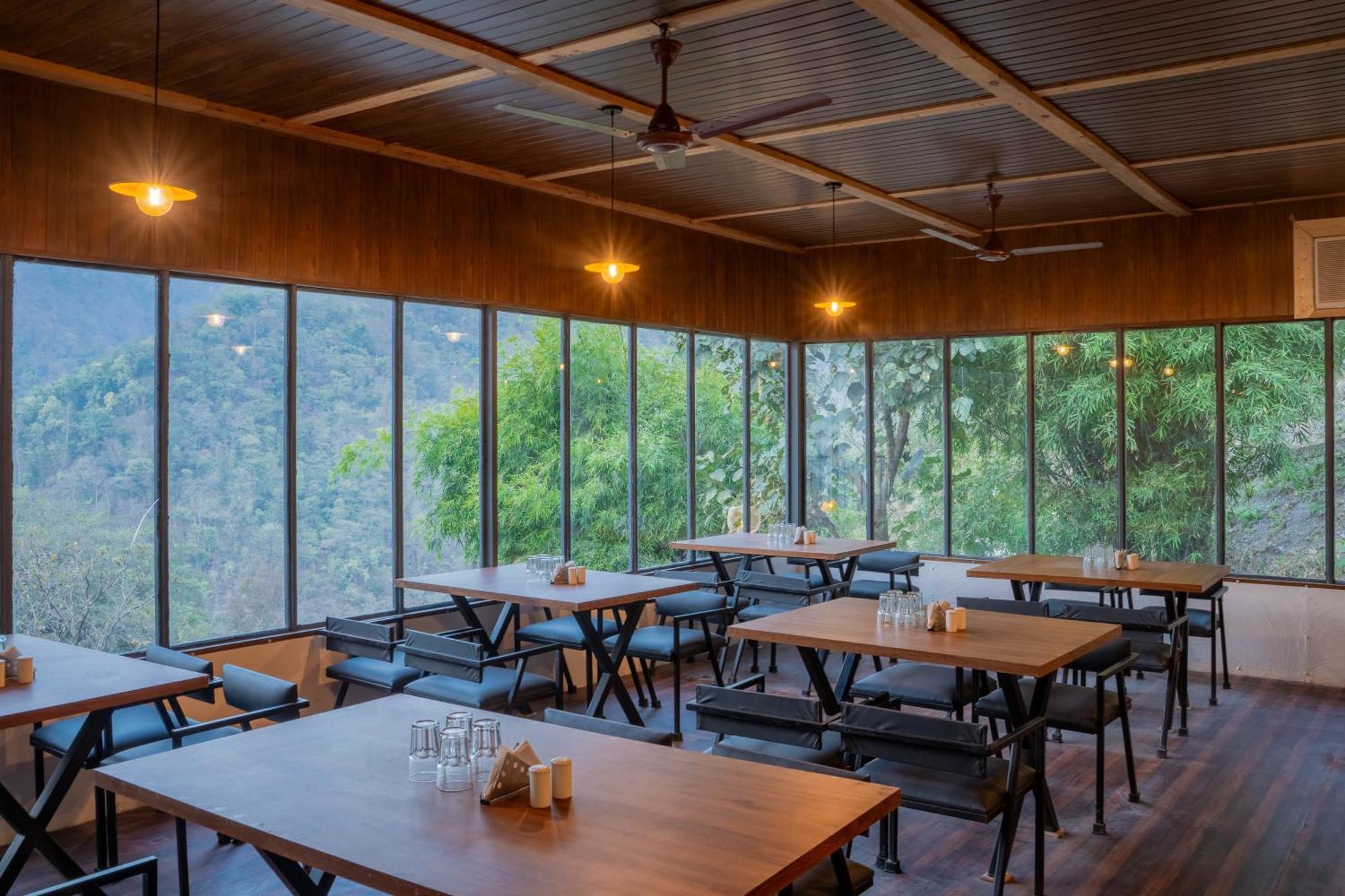 Perfectstayz The Silhouette Shivpuri  Exterior photo