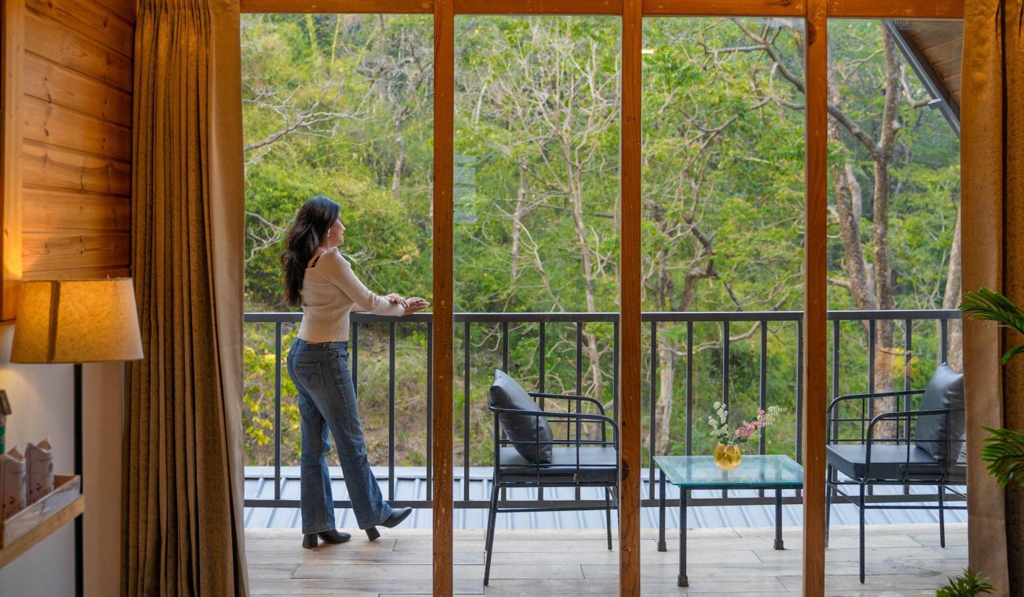 Perfectstayz The Silhouette Shivpuri  Exterior photo